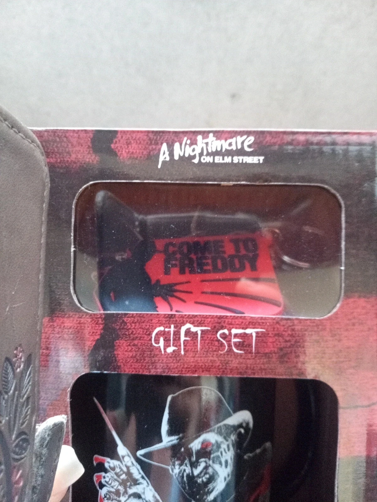 Titel: Freddy Krueger Cadeauset A Nightmare on Elm Street (Mok, Onderzetters, Sleutelhanger) – photo 12